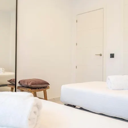 Nice In With Wifi, Outdoor Swimming Pool And Swimming Pool *